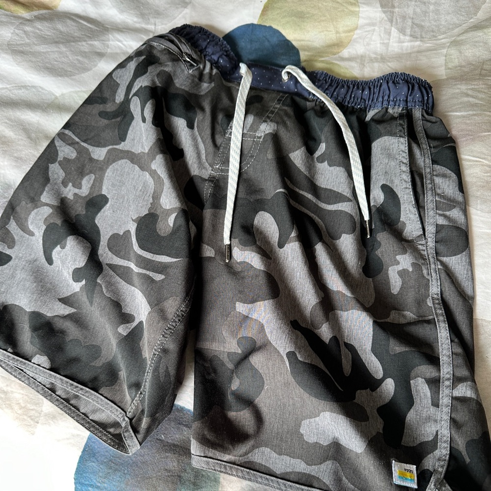 Vuori Banks Shorts